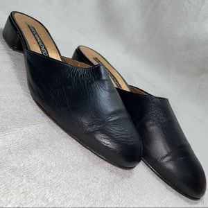 Cute black Mule slides